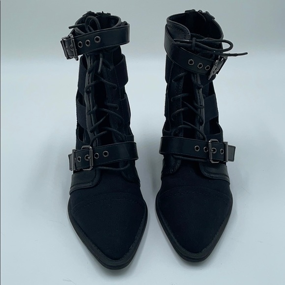 - Shoe Republic LA Blk Chelsea Chunky Ankle Booties - Picture 2 of 9